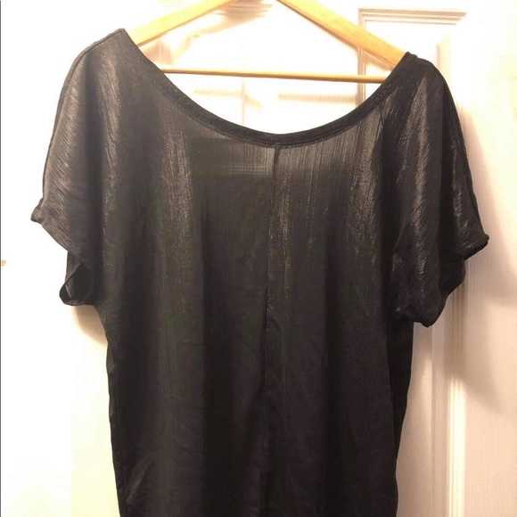 Top - Picture 1 of 1